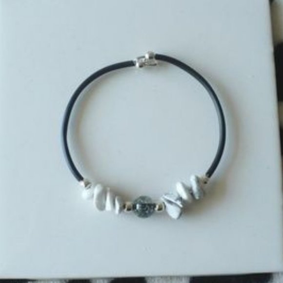 ❤️NEW 3 Handmade Gray Memory Wire Bracelets - Picture 4 of 4